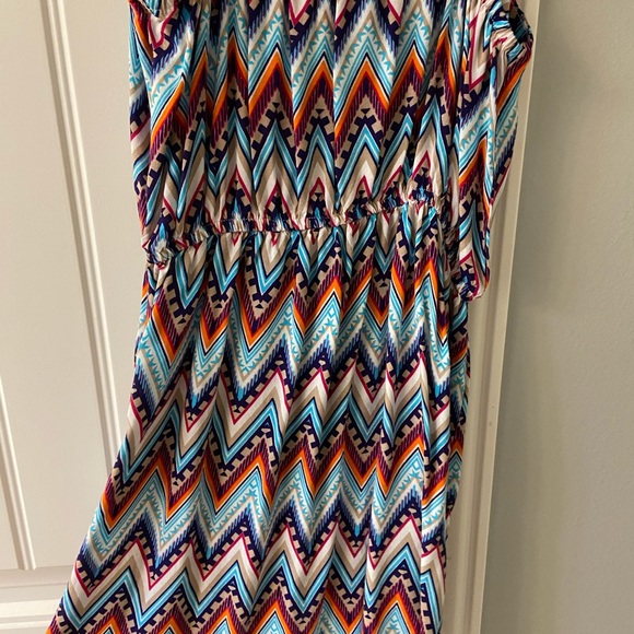 Aztec Striped Dress - Picture 4 of 4